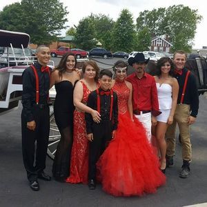 Meet your Posher, Manuel